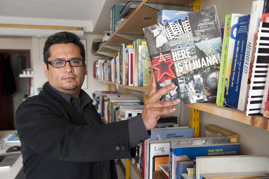 Rene Peralta, architect, Tijuana.© Stefan Falkehttp://www.stefanfalke.com/