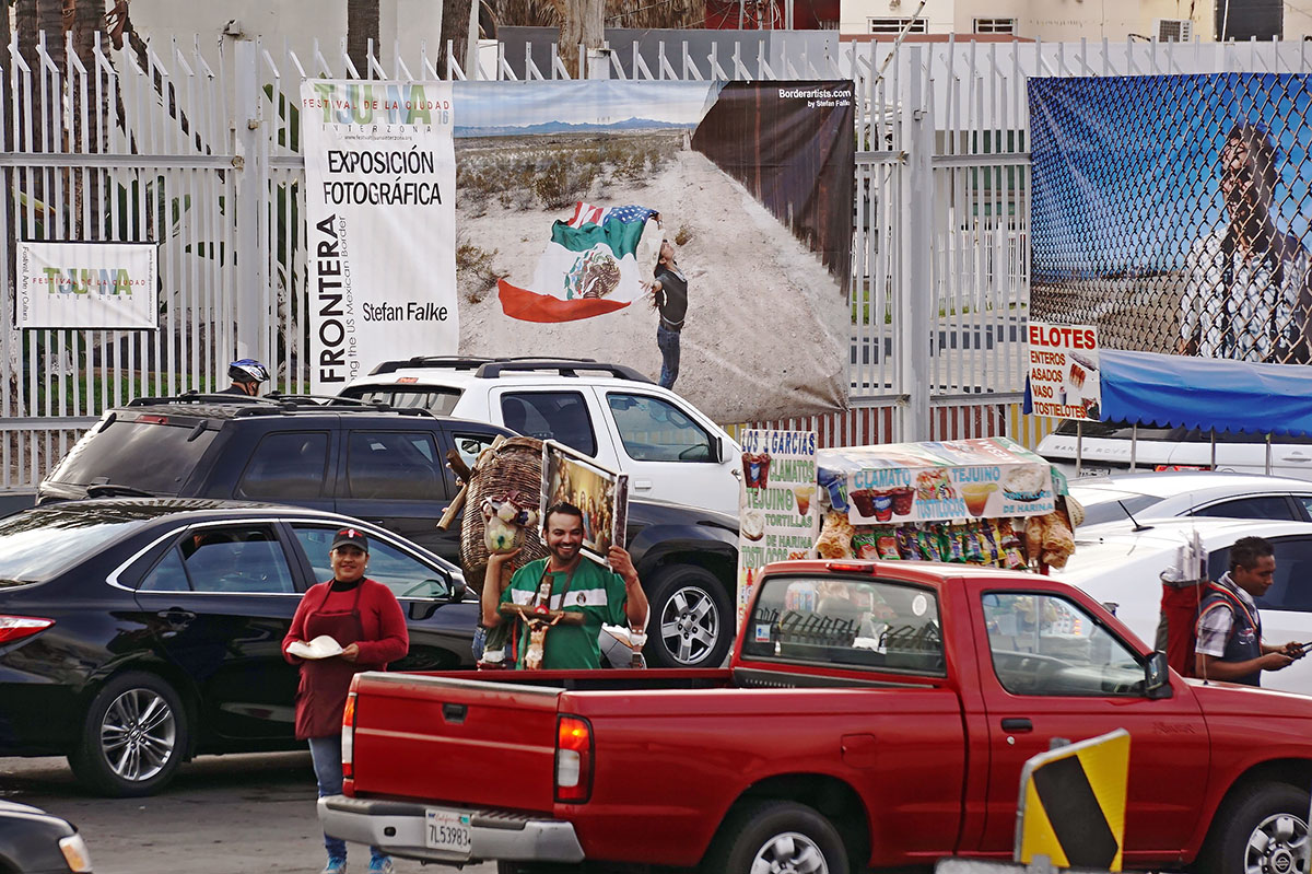 la_frontera_exhibition_tijuana_001
